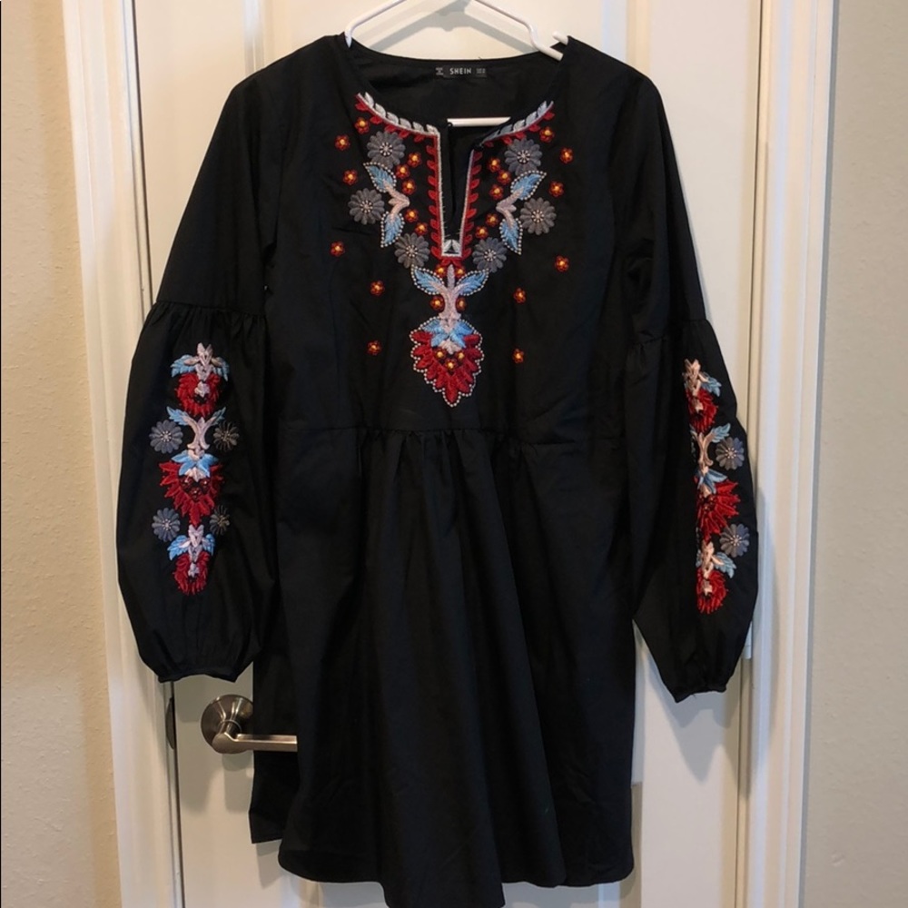 Dress, never been worn!